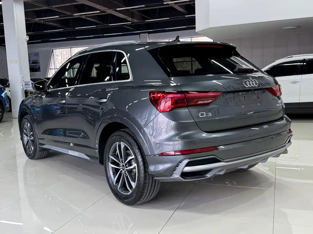 Audi Q3 — фото 4