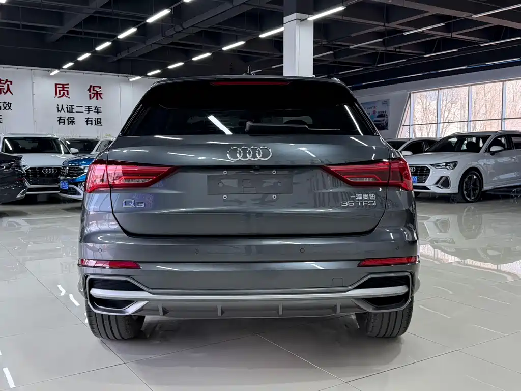 Audi Q3 — фото 5