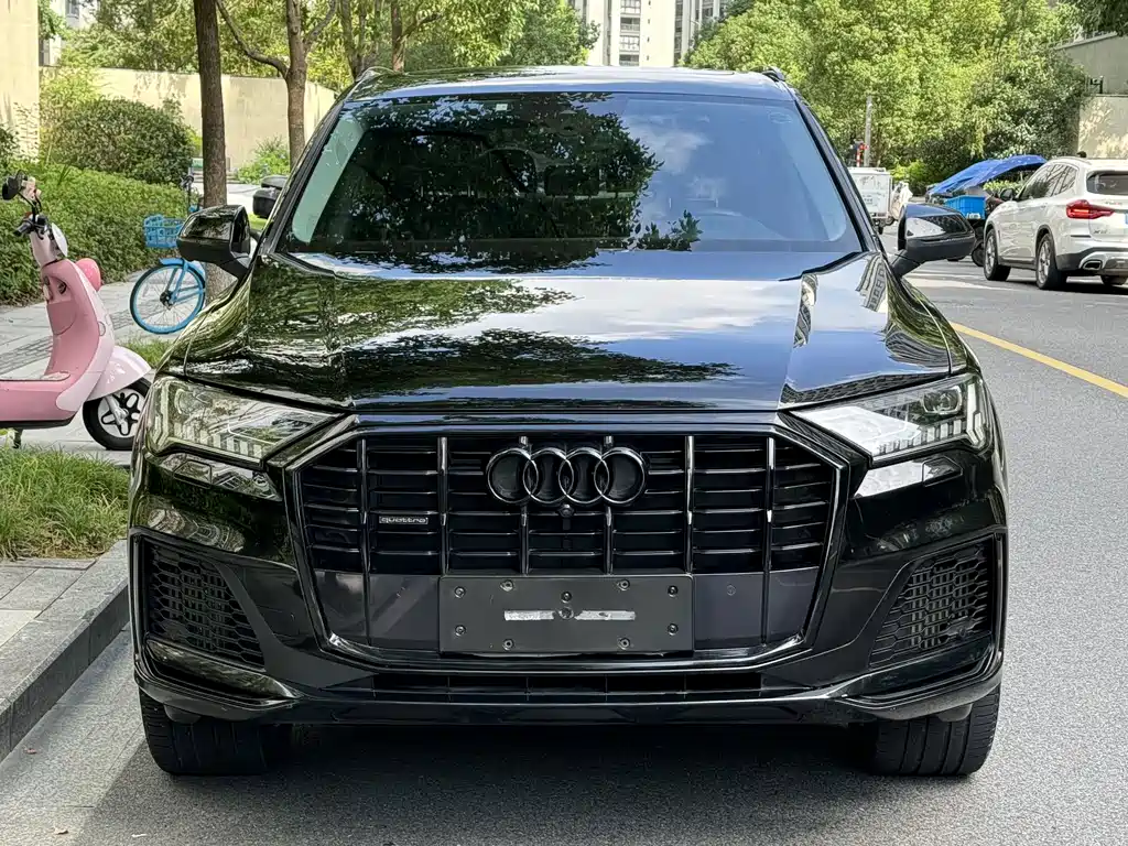 Audi Q7 — фото 2