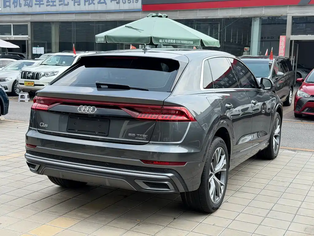 Audi Q8 — фото 26