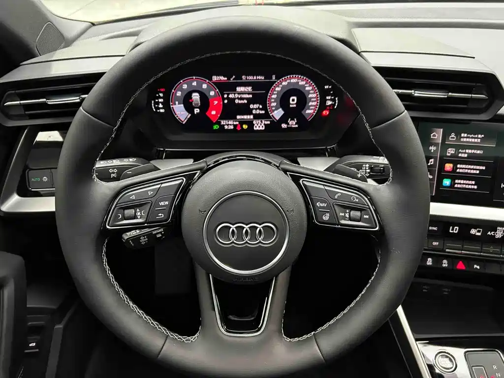 Audi A3 — фото 9