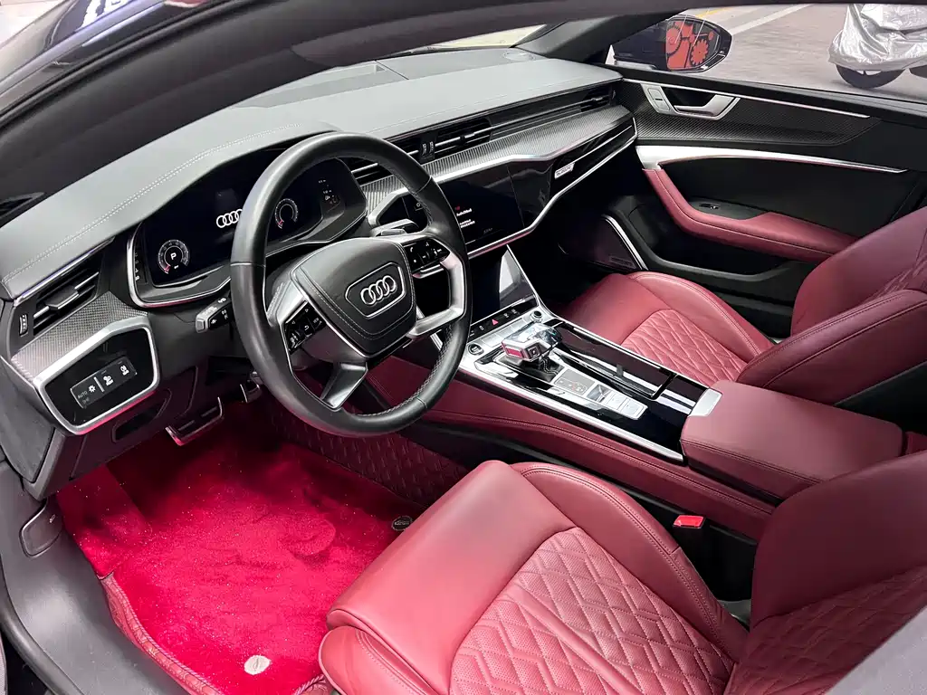Audi A7L — фото 5