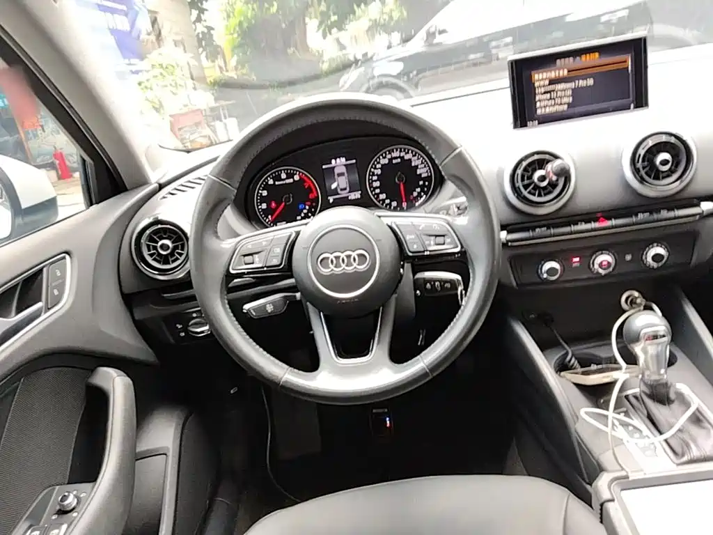 Audi A3 — фото 11