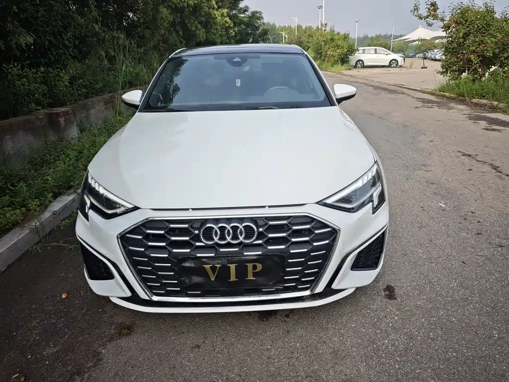 Audi A3 — фото 2