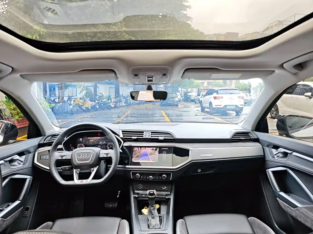 Audi Q3 Sportback — фото 19
