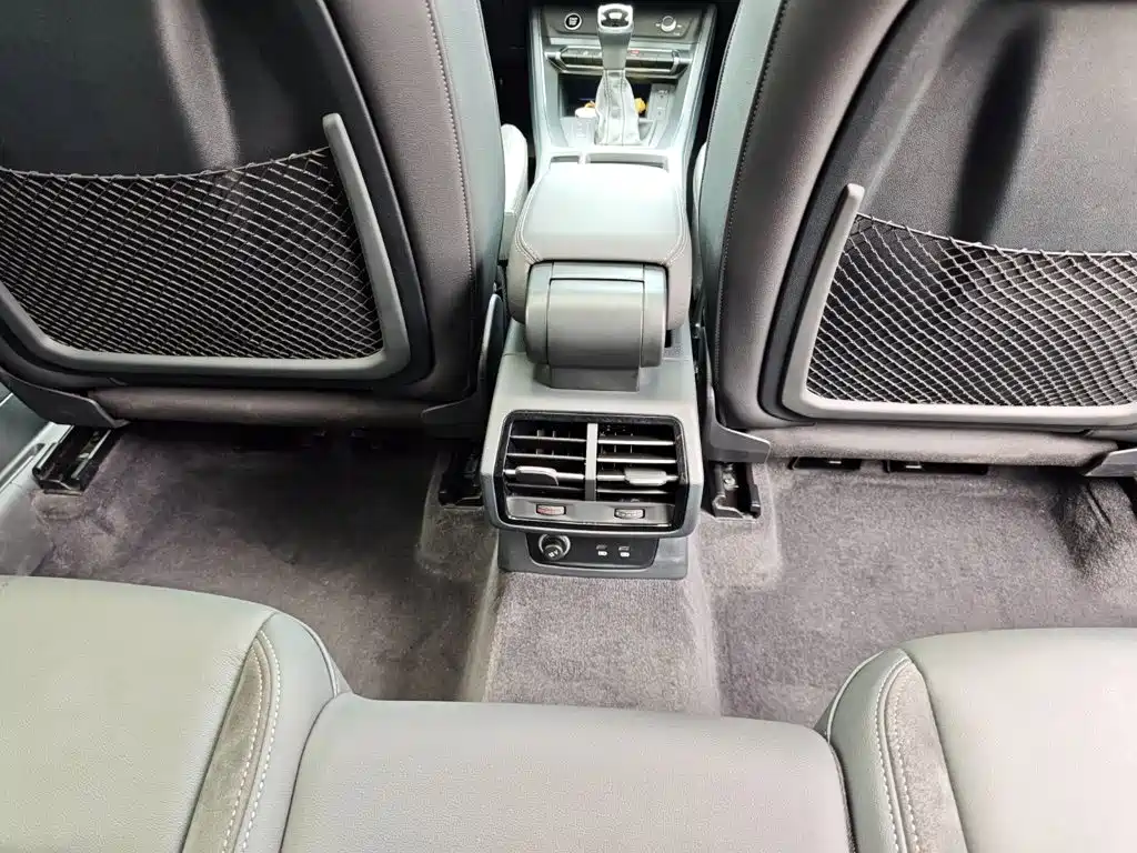 Audi Q3 Sportback — фото 25