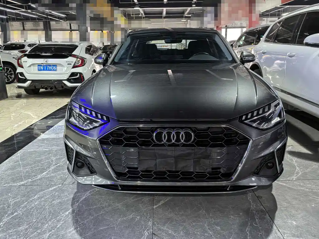 Audi A4L — фото 2