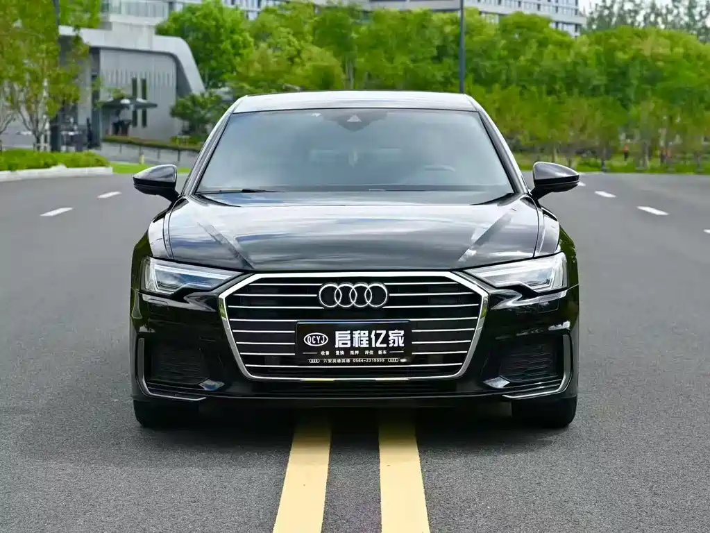 Audi A6L — фото 2