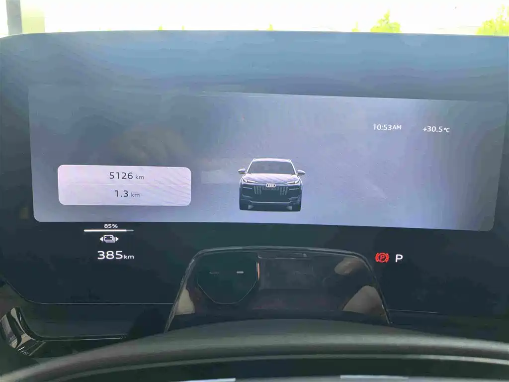 Audi Q6L e-tron — фото 10