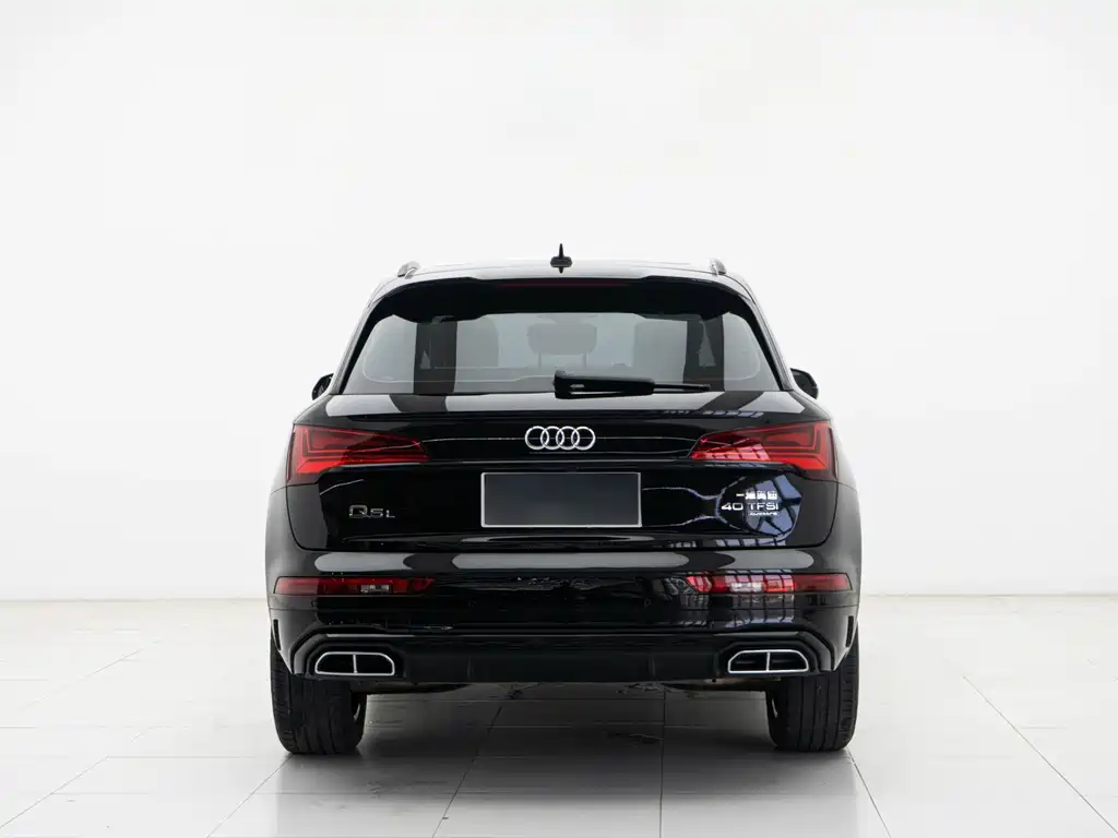 Audi Q5L — фото 4