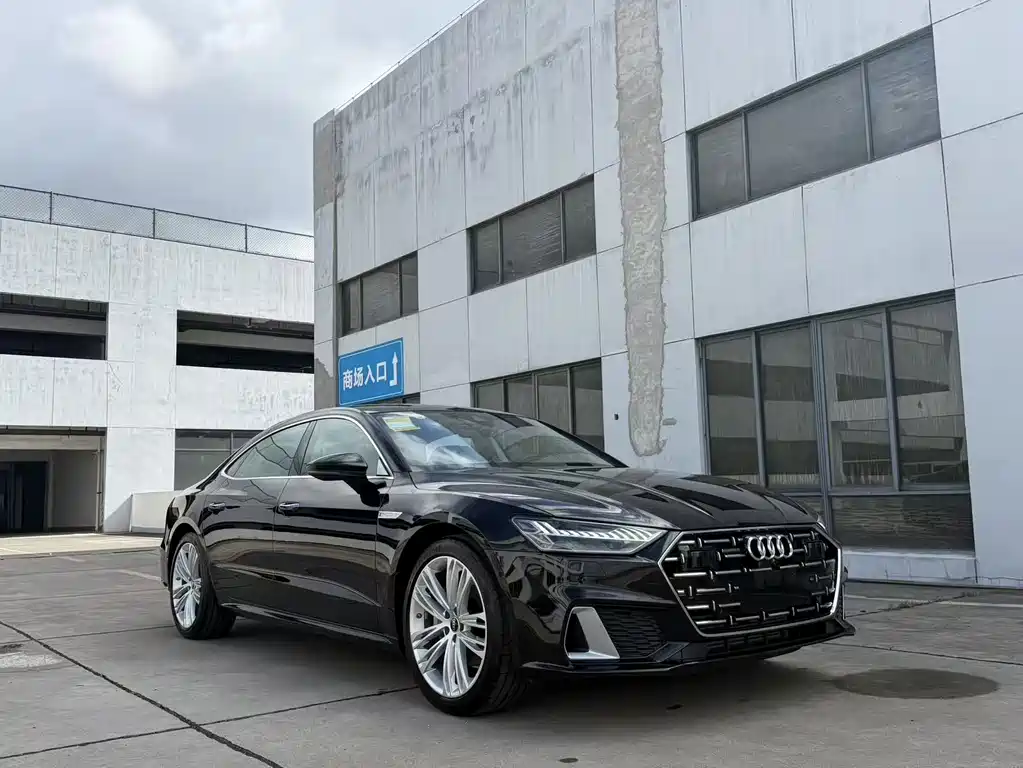 Audi A7L — фото 3