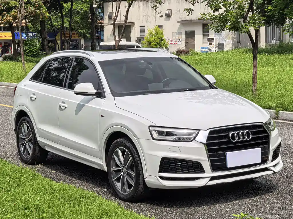 Audi Q3 — фото 4