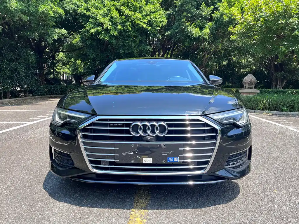 Audi A6L — фото 2