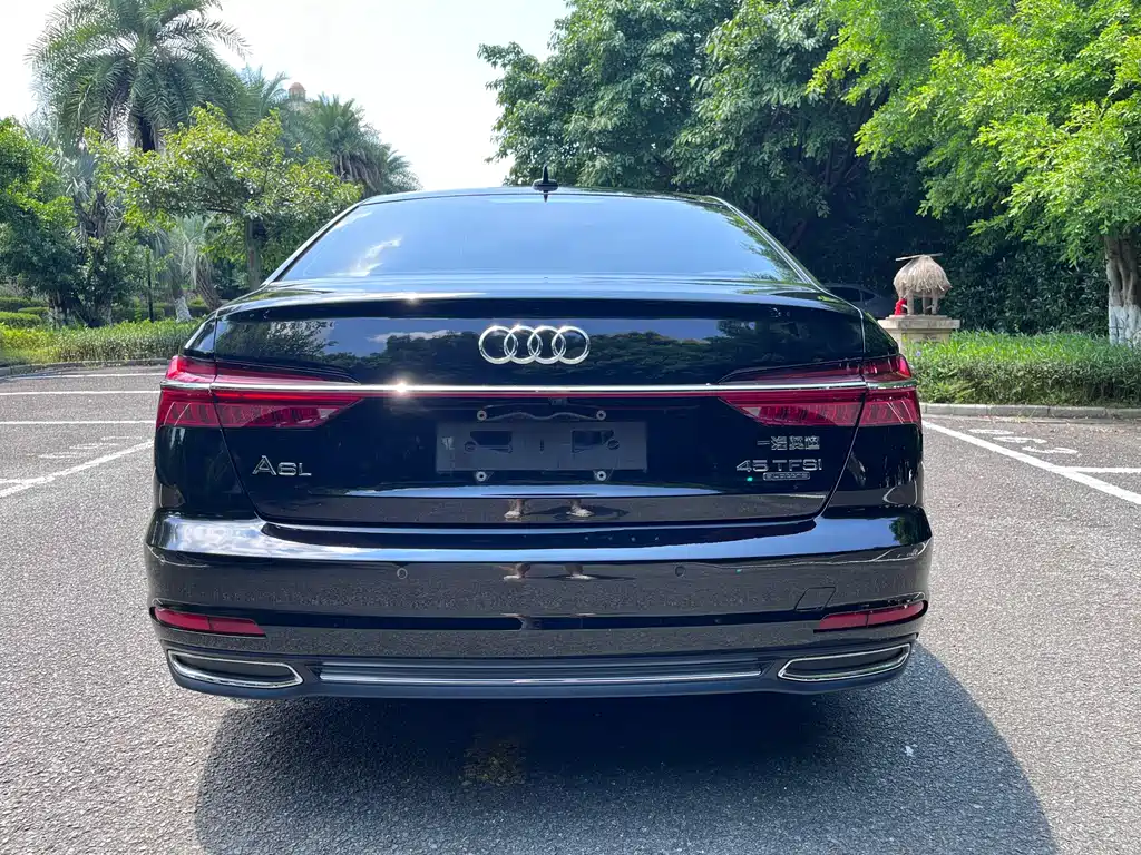 Audi A6L — фото 5