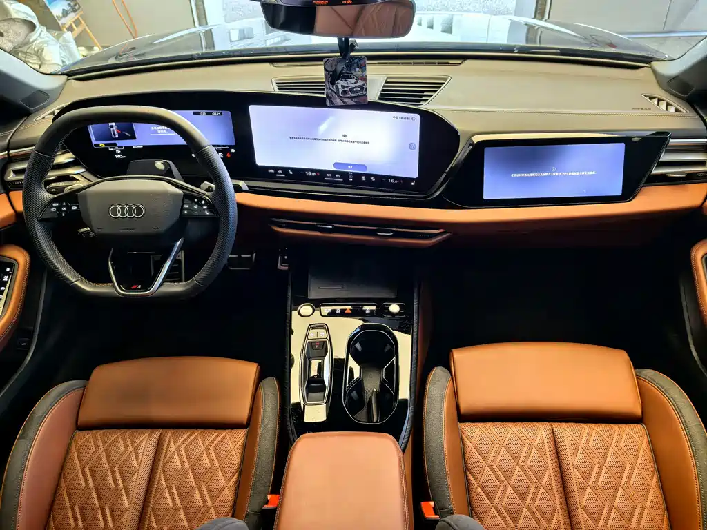 Audi A5L — фото 10