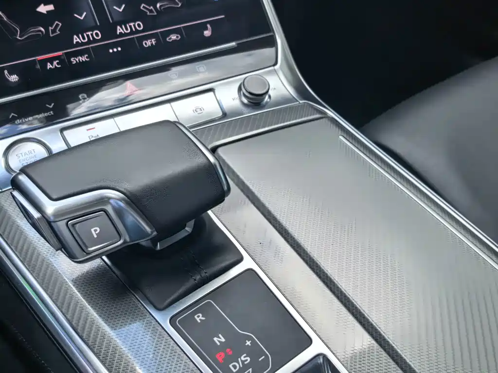 Audi A7 — фото 10
