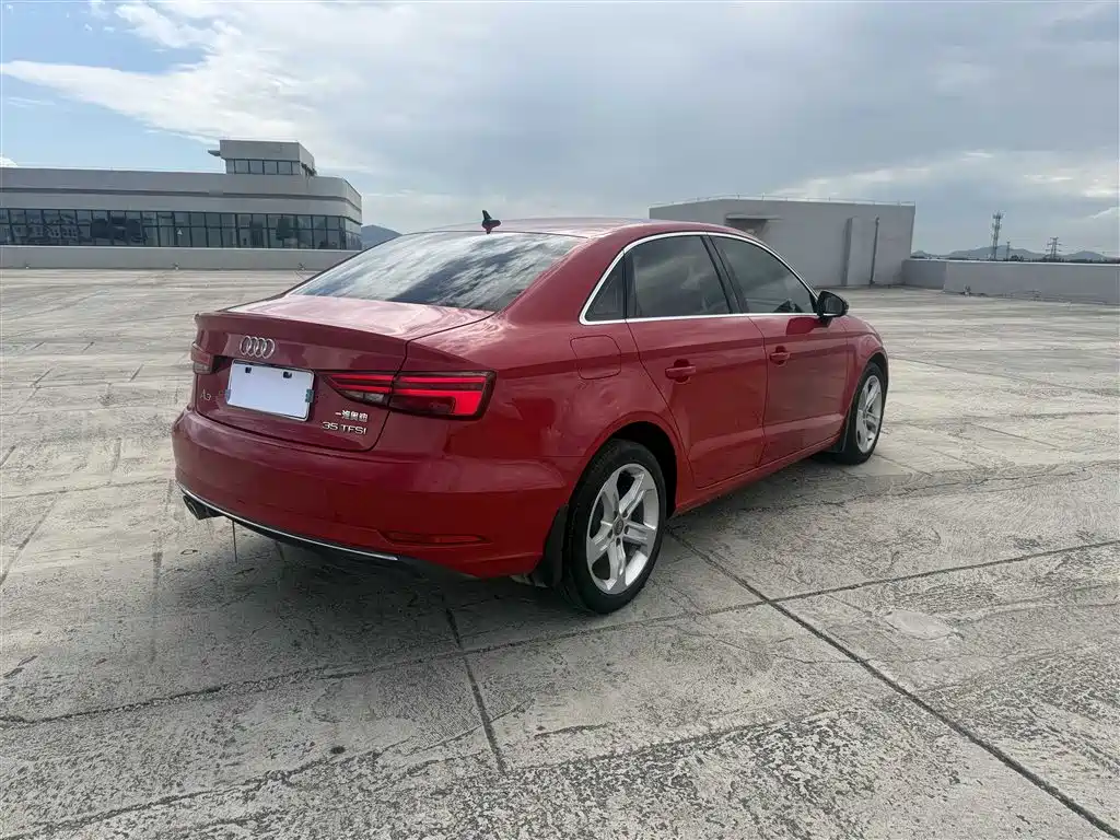 Audi A3 — фото 7