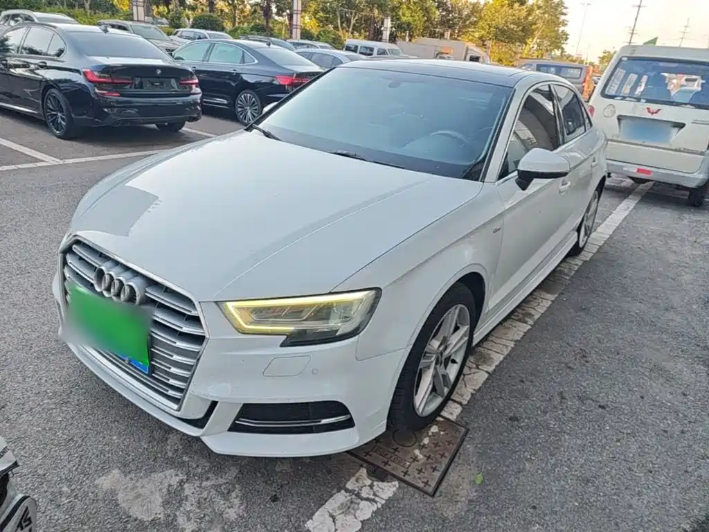 Audi A3 — фото 2
