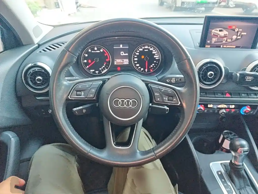 Audi A3 — фото 7