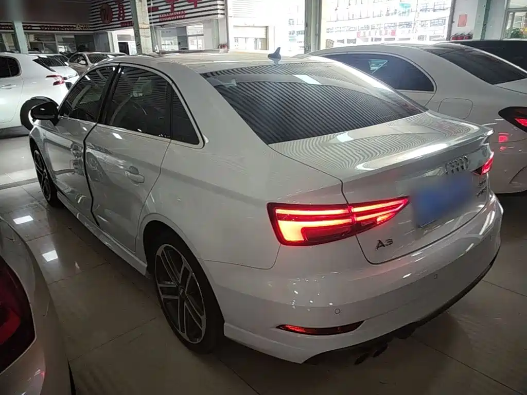 Audi A3 — фото 5