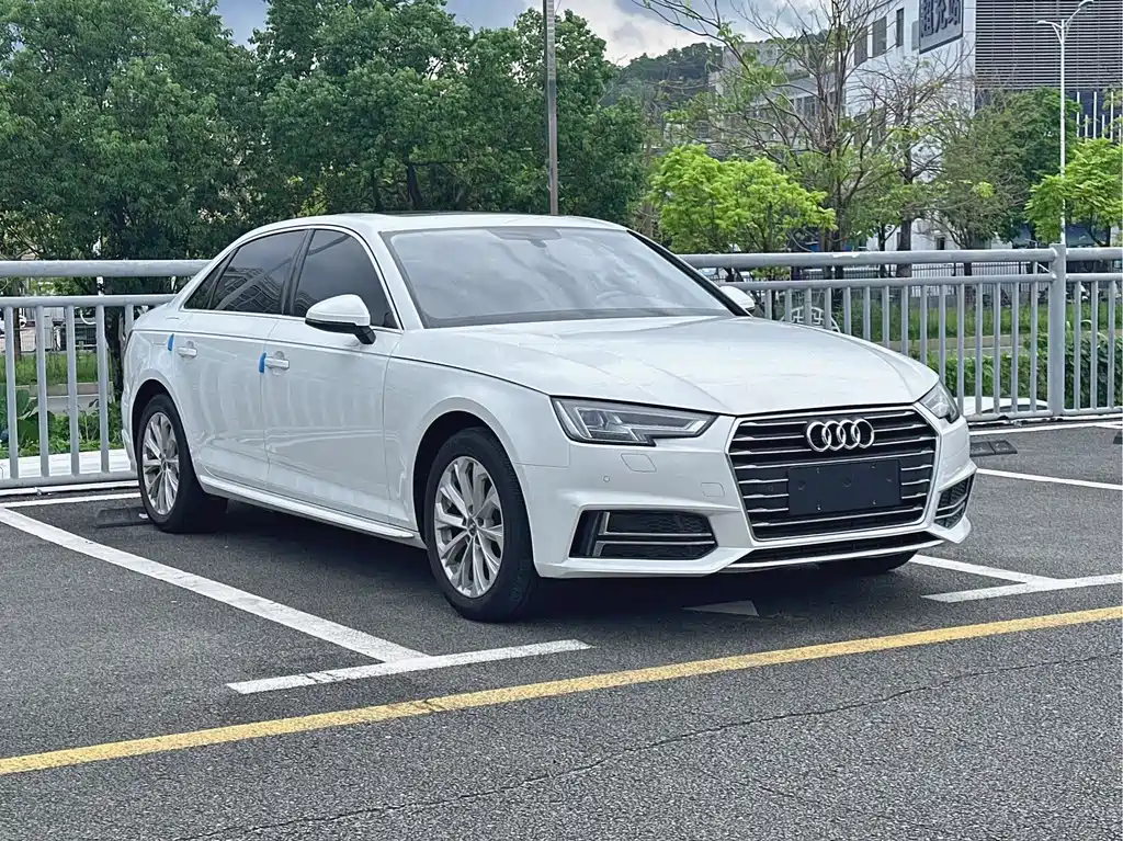 Audi A4L — фото 3