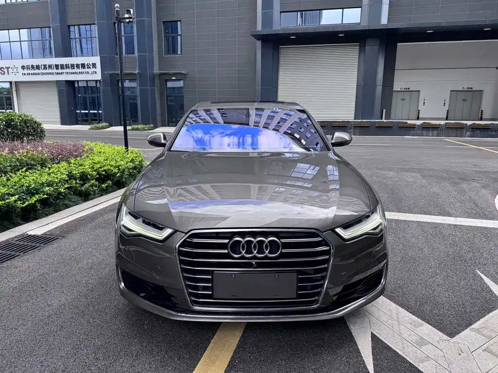 Audi A6L — фото 2