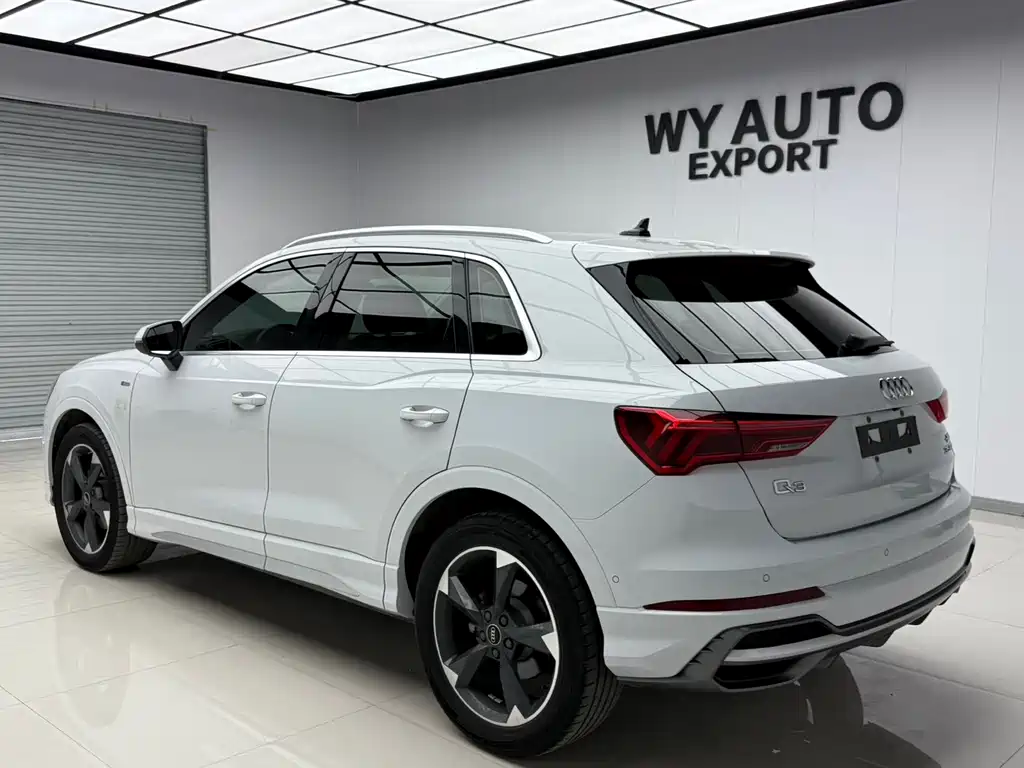 Audi Q3 — фото 5