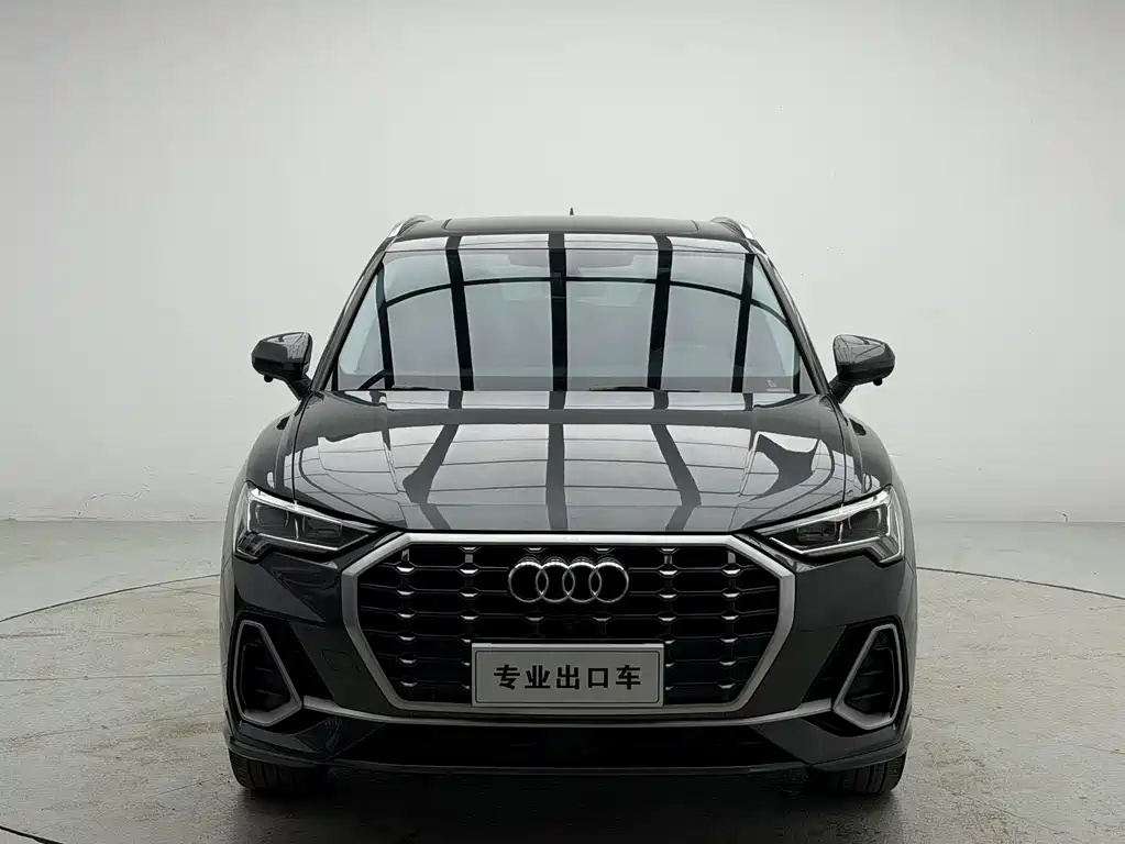 Audi Q3 — фото 4