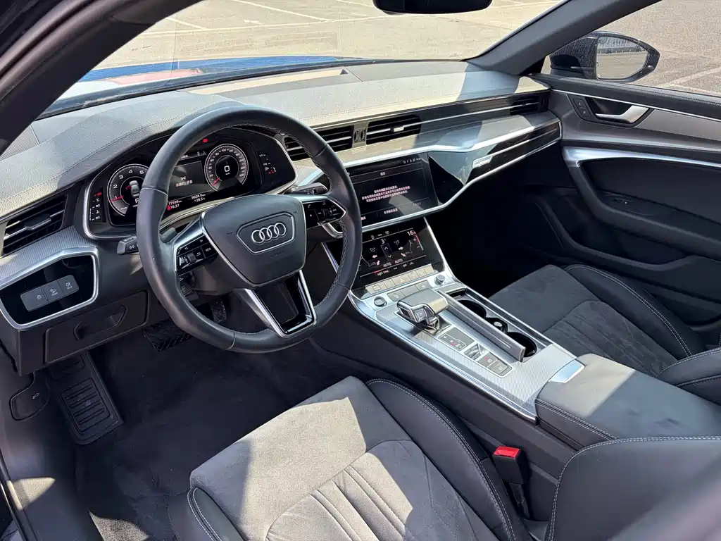 Audi A6L — фото 5