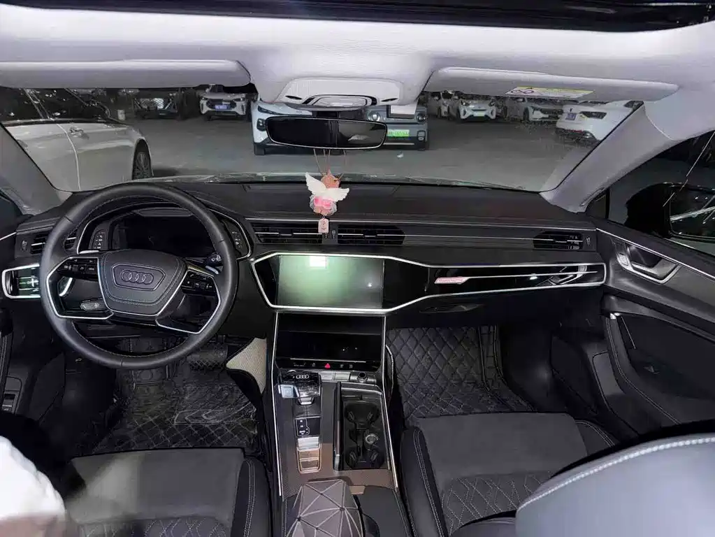 Audi A7L — фото 4