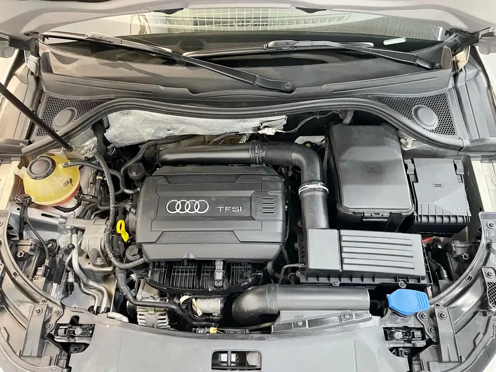 Audi Q3 — фото 24
