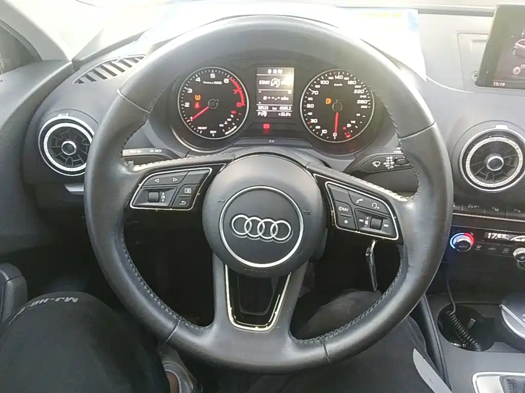 Audi A3 — фото 11