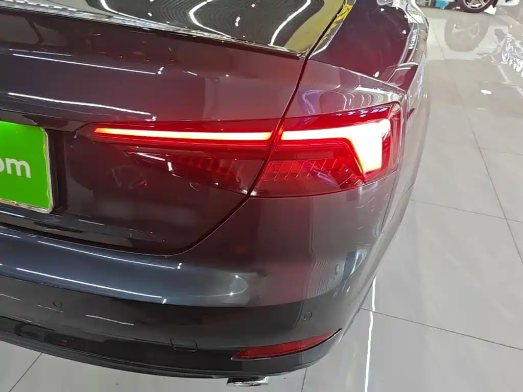 Audi A5 (Import) — фото 8
