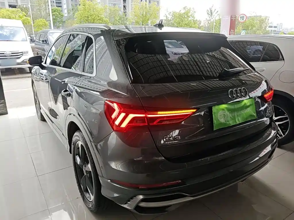 Audi Q3 — фото 5