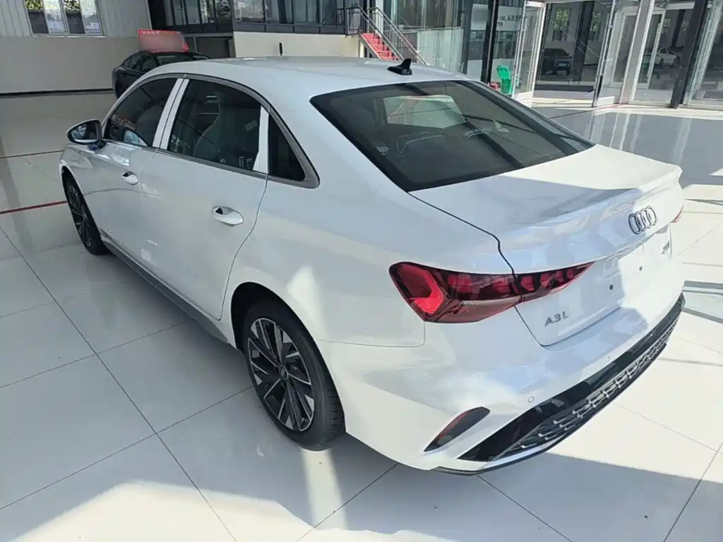 Audi A3 — фото 5