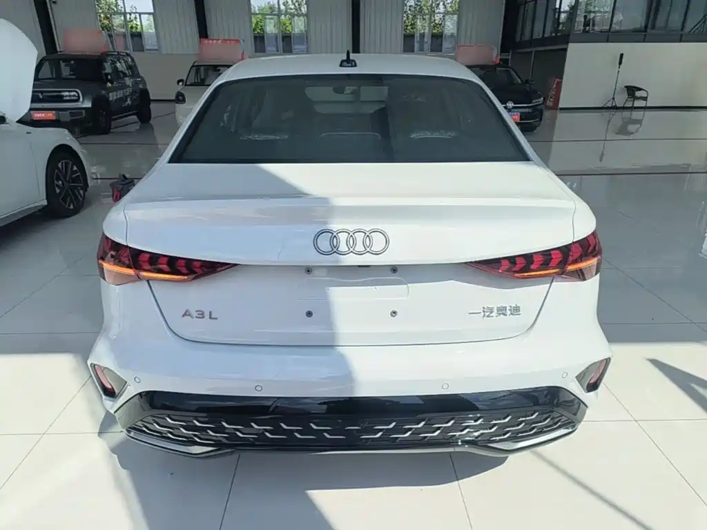 Audi A3 — фото 6