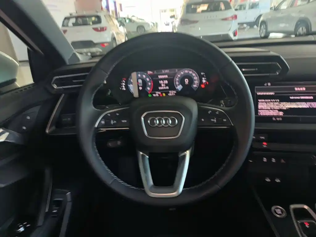 Audi A3 — фото 11