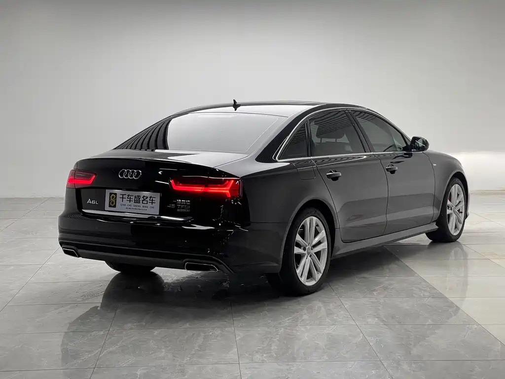 Audi A6L — фото 6