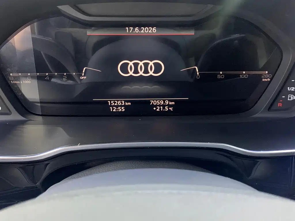Audi Q3 — фото 6