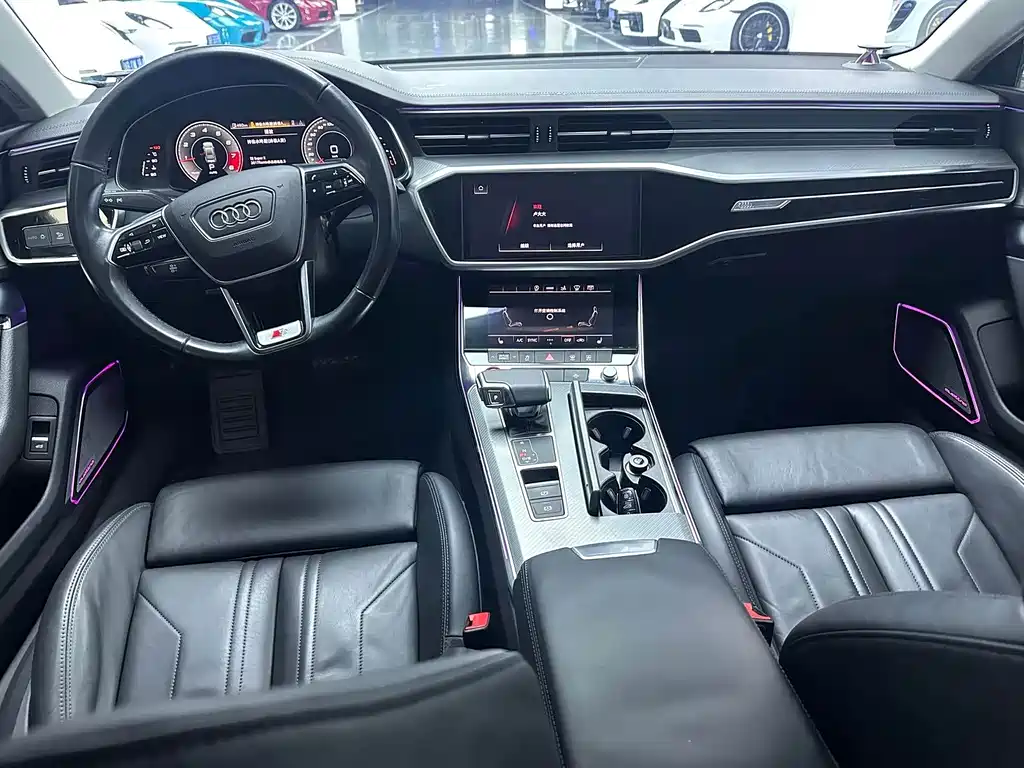 Audi A7 — фото 11