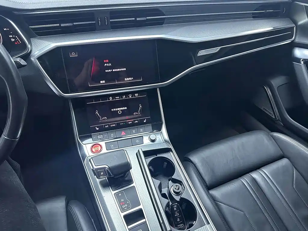 Audi A7 — фото 7