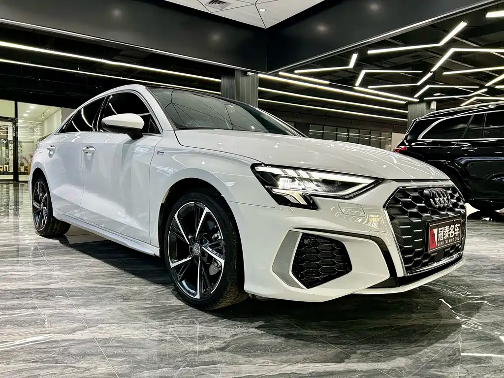 Audi A3 — фото 3
