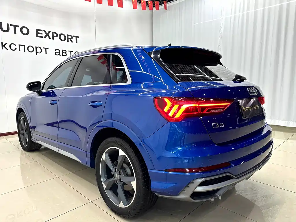 Audi Q3 — фото 6