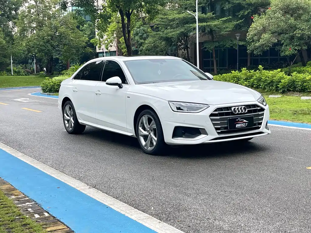 Audi A4L — фото 3
