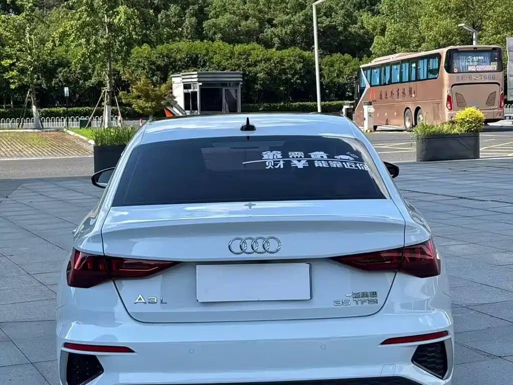 Audi A3 — фото 9