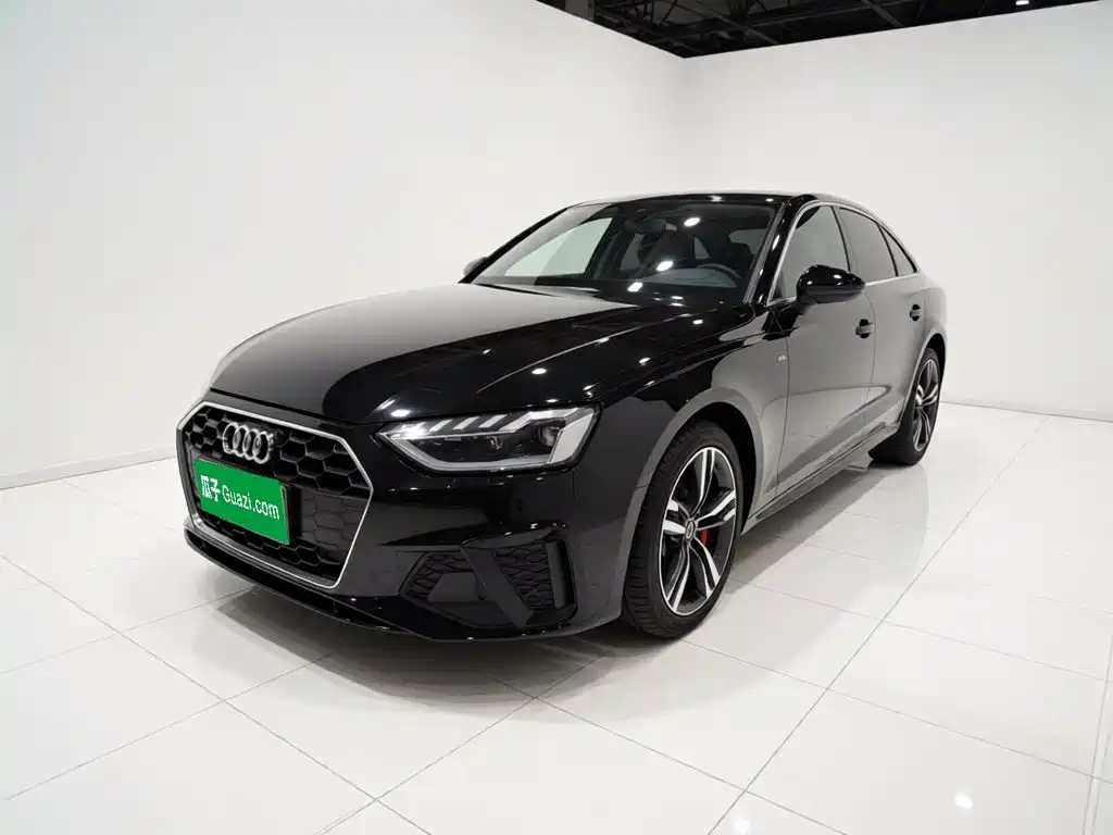 Audi A4L — фото 2