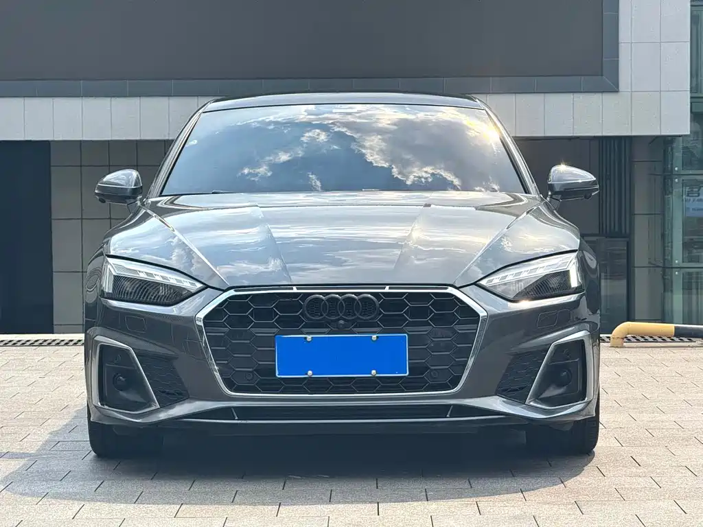 Audi A5 (Import) — фото 2