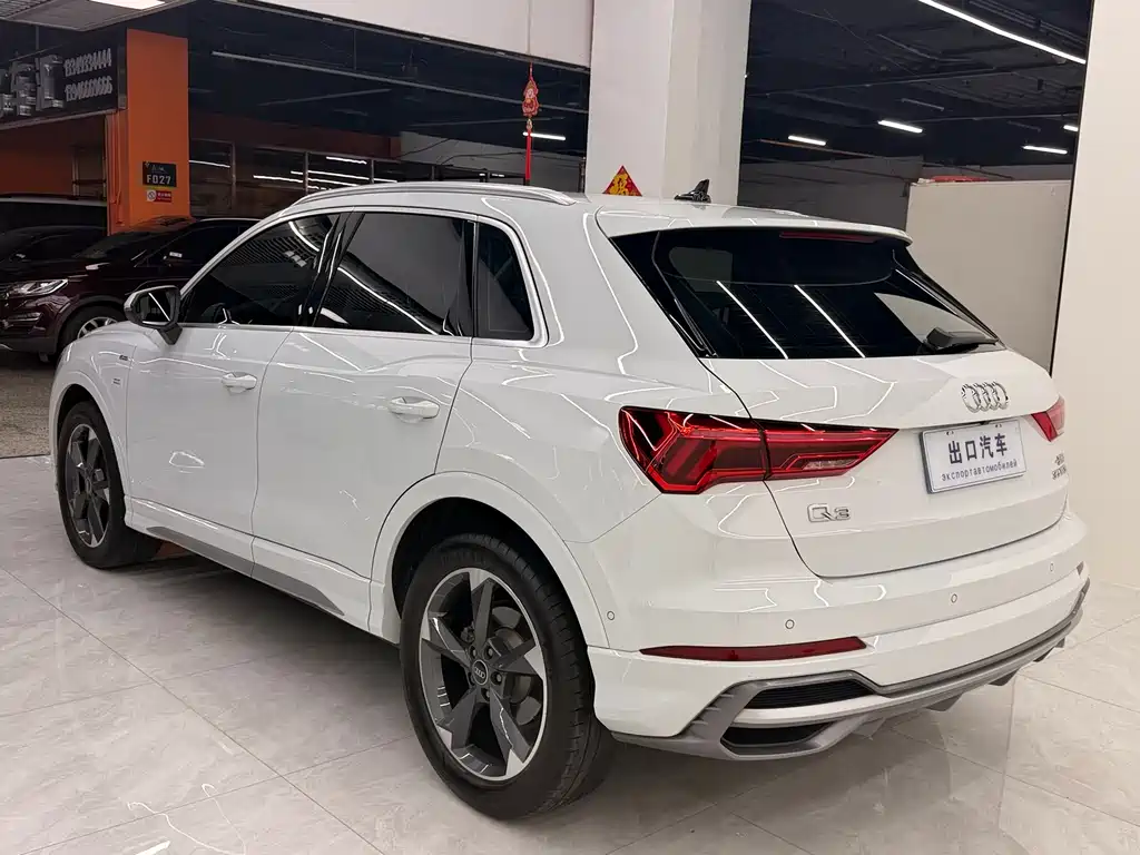 Audi Q3 — фото 4