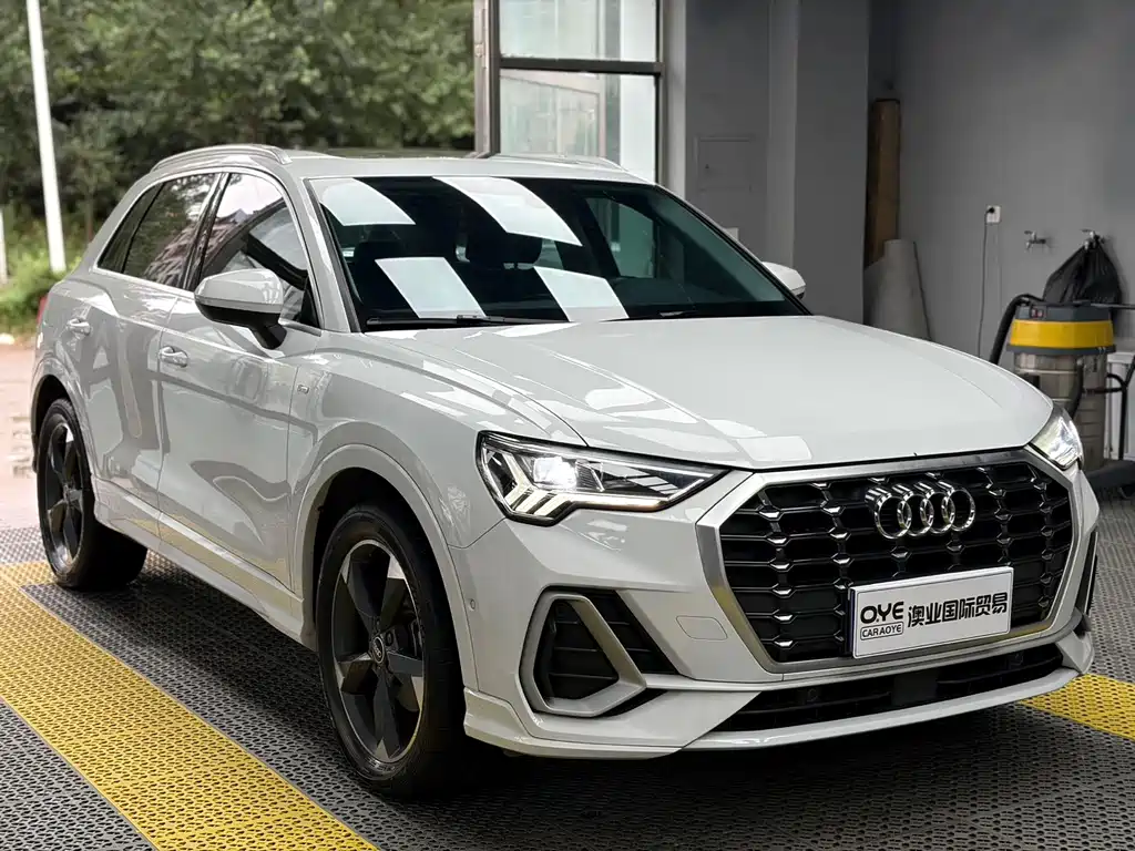 Audi Q3 — фото 3
