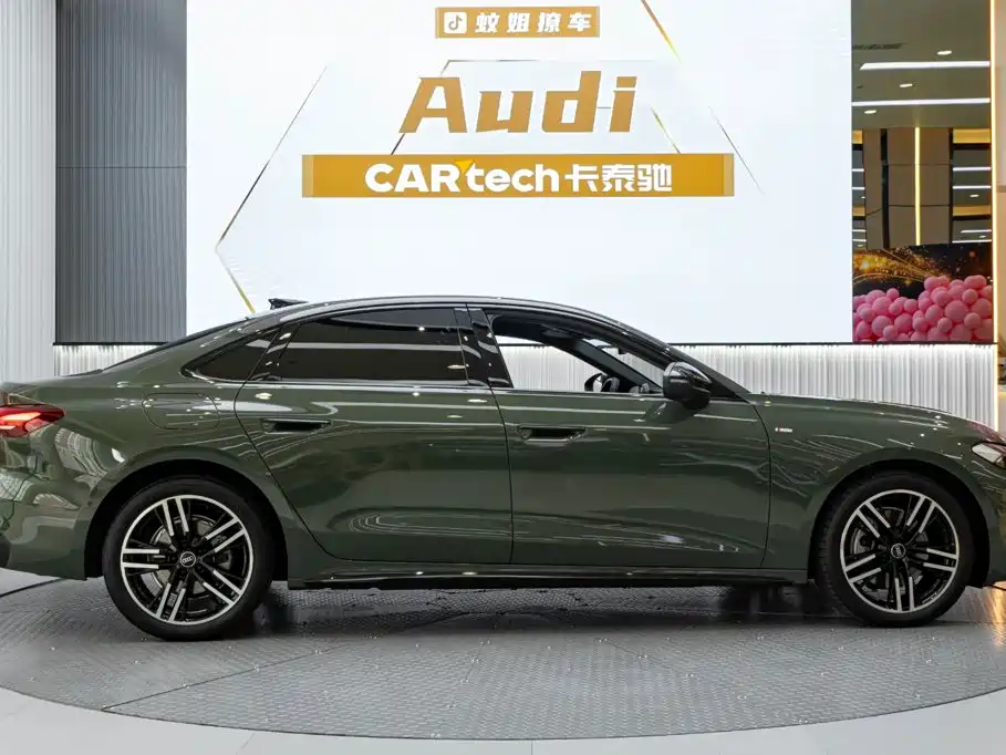 Audi A5L — фото 4